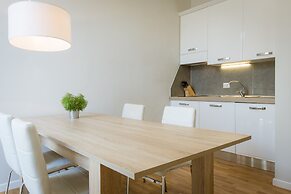 Beautiful & Modern Repubblica