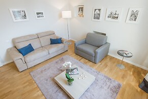 Beautiful & Modern Repubblica