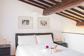 Beautiful Ronco Loft