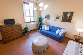 House in Florence Blue