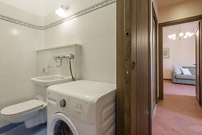 House in Florence Red