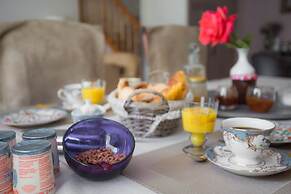 La Petite Maison près de l'Eglise