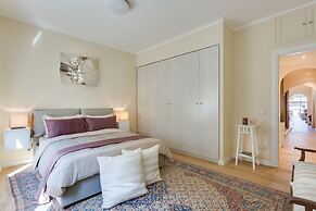 Ponte Vecchio Balcony