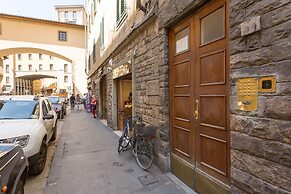 Ponte Vecchio Balcony