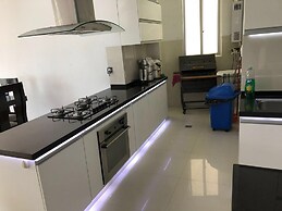 EDIFICIO TORRE ESTEBAN