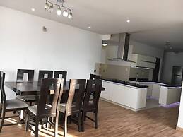 EDIFICIO TORRE ESTEBAN