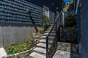 SookePoint Ocean Cottage Resort