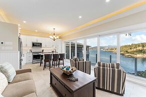 SookePoint Ocean Cottage Resort