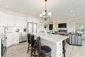 SookePoint Ocean Cottage Resort