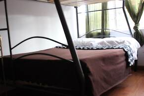 Hostal Café San Bernabe - Hostel