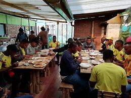 Hostal Café San Bernabe - Hostel