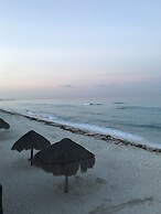 Suites Brisas Cancun