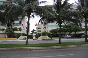 Suites Brisas Cancun