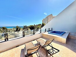 Condo in Ocean Front Resort