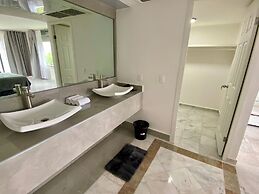 Condo in Ocean Front Resort