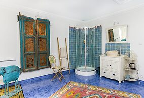 L'Home Du Monde