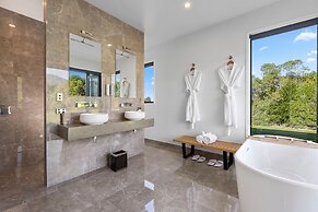 Glenburn Coastal Retreat