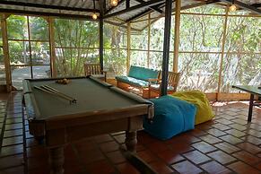 Drift Away Eco Lodge