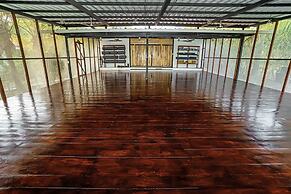 Drift Away Eco Lodge