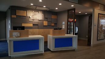 Holiday Inn Express and Suites West Memphis, an IHG Hotel