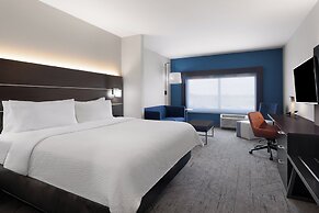 Holiday Inn Express and Suites West Memphis by IHG