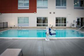 Holiday Inn Express and Suites West Memphis by IHG