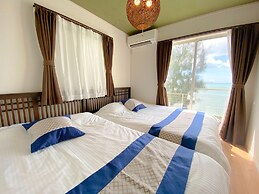 Private Villa Kin1 with ocean view and BBQ