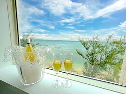 Private Villa Kin1 with ocean view and BBQ