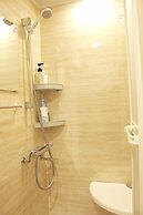 GUESTHOUSE YOURS - Hostel