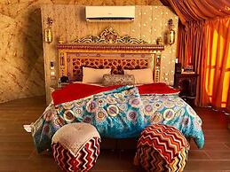 Memories Aicha Luxury Camp