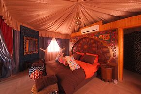 Memories Aicha Luxury Camp