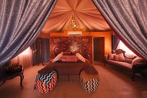 Memories Aicha Luxury Camp