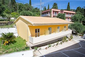 Passas Mare Apartments & Studios