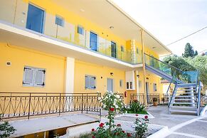 Passas Mare Apartments & Studios