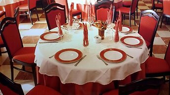 APH Infanta Mercedes