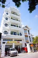 Nu Hoang Hotel