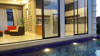 Atlantis Pool Villa Ipoh