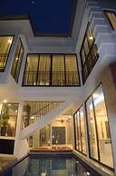 Atlantis Pool Villa Ipoh