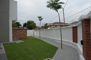 Atlantis Pool Villa Ipoh