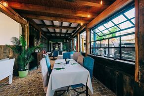 De Kalvaar Hotel