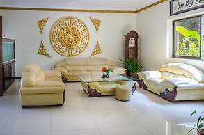 Nanjing Restaurant & Motel