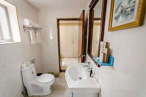 Nanjing Restaurant & Motel