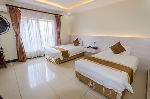 Nanjing Restaurant & Motel