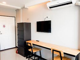 Lux Rooms Night Bazaar