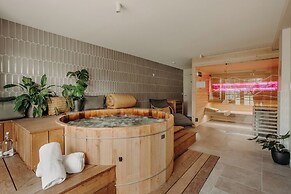 Hotel Trinquet