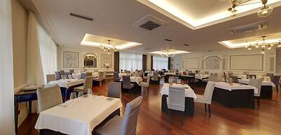 Hotel Silken Palacio Uribarren