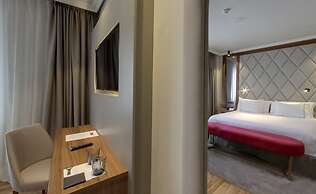 Hotel Silken Palacio Uribarren