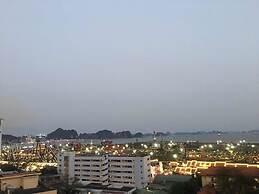 Phuong Trang Ha Long