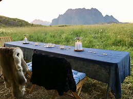 Lofoten Beach Glamping