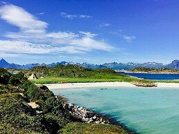 Lofoten Beach Glamping